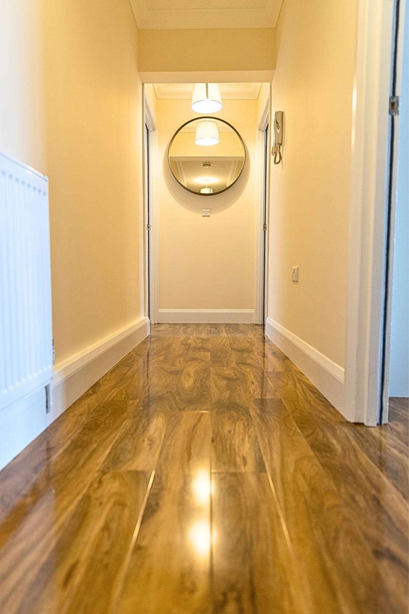 Heathrow Rare Find 2 Bedroom Plus 2 Bathroom Flat - Sleeps 6- Free Parking- Close To Heathrow Terminals-Quiet Development Stanwell Luaran gambar